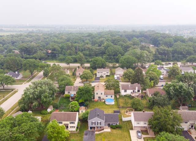 Photo of 128 Sherman St, Bartlett, IL 60103
