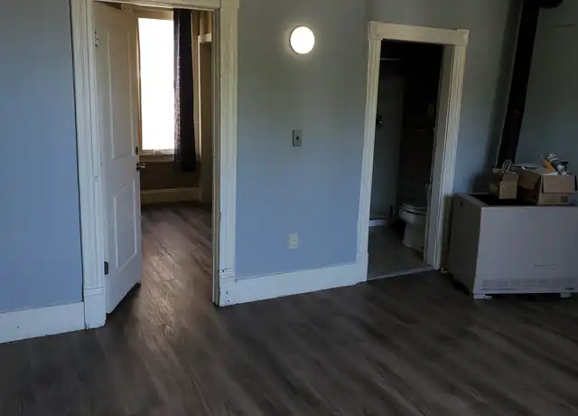 Property at 1409 21st Ave N, Minneapolis, MN, 55411, 3 beds, 1 bath, [object Object]