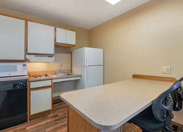Photo of 268 Metro Center Blvd, Warwick, RI 02886