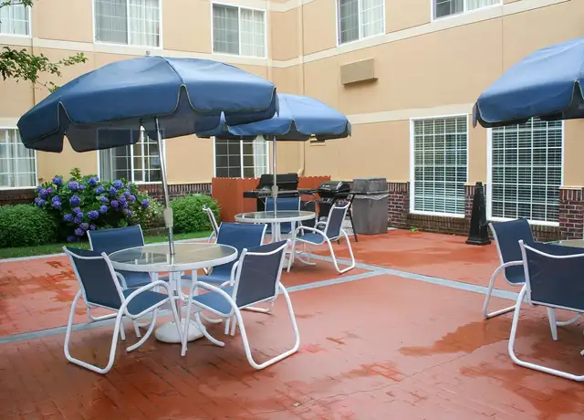 Photo of 268 Metro Center Blvd, Warwick, RI 02886