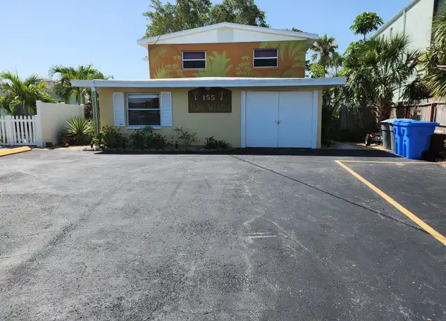 Property at 155 110th Ave Unit 1, Treasure Island, FL, 33706, 1 bed, 1 bath, [object Object]