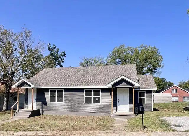 Property at 119 Maple Ave Unit 1, Camden, TN, 38320, 1 bed, 1 bath, [object Object]