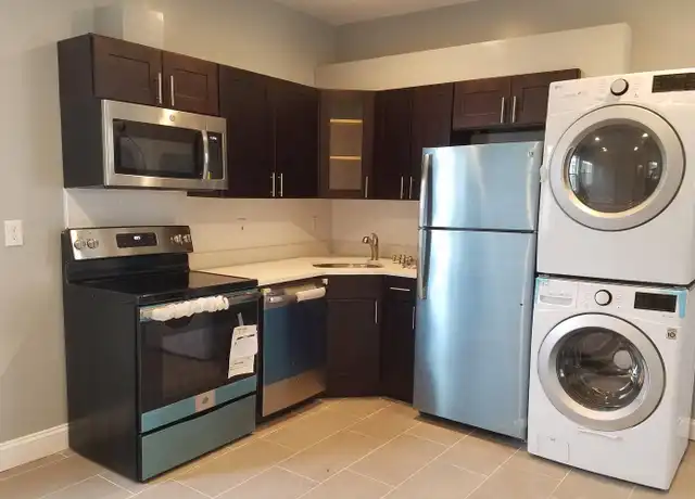 Property at 424 Bowdoin St Unit 3, Dorchester, MA, 02122, 1 bed, 2 baths, [object Object]