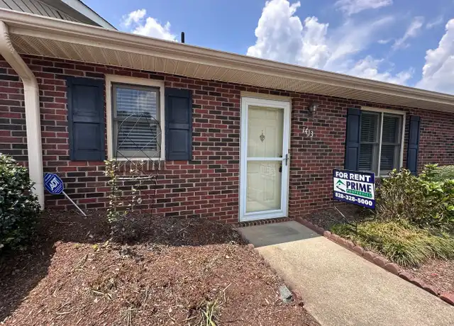 Property at 1413 19th Ave NE, Hickory, NC, 28601, 2 beds, 1 bath, [object Object]