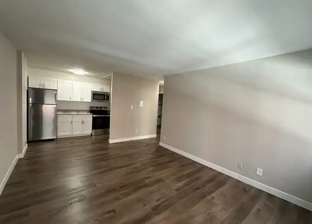 Property at 1560 N Prospect Ave Unit 207, Milwaukee, WI, 53202, 1 bed, 1 bath, [object Object]