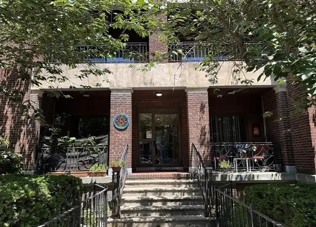 Property at 313 Summit Ave #5, Brighton, MA, 02135, 2 beds, 1 bath, [object Object]