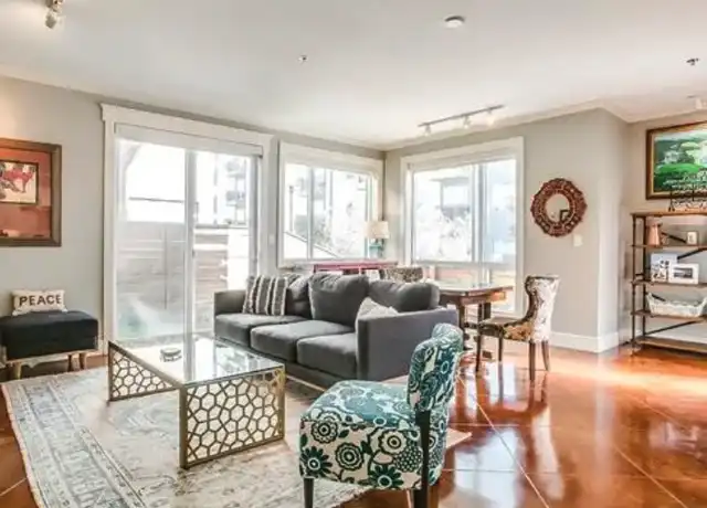 Property at 1324 May St Unit 22012, Fort Worth, TX, 76104, 2 beds, 2 baths, [object Object]