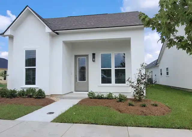 Property at 13943 Grand Settlement Blvd, Baton Rouge, LA, 70818, 4 beds, 2 baths, [object Object]