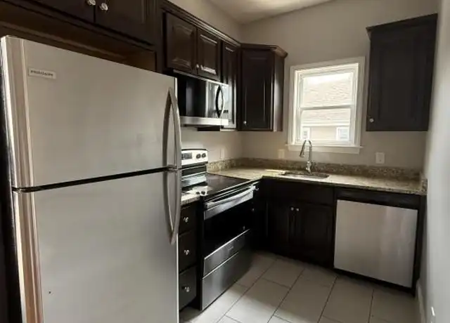 Property at 1033 N Main St, Fall River, MA, 02720, 3 beds, 1 bath, [object Object]