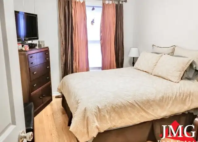 Property at 3926 N Pine Grove Ave, Chicago, IL, 60613, 1 bed, 1 bath, [object Object]