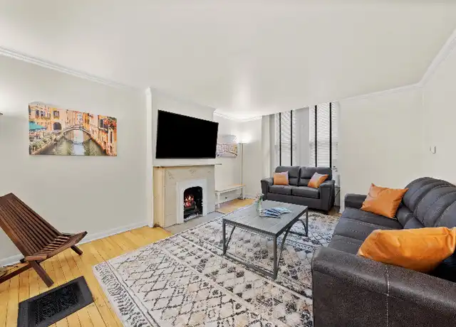 Property at 901 S Bishop St Unit 1, Chicago, IL, 60607, 2 beds, 1 bath, [object Object]