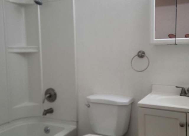 Photo of 26233 NE Pennsylvania Ave Unit 06, Kingston, WA 98346