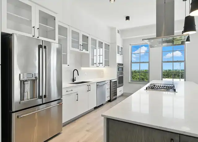 Property at Legacy Patriots Point - 180 Patriots Point Rd, Mt Pleasant, SC, 29464, 1 bed, 1-1.5 bath, [object Object]