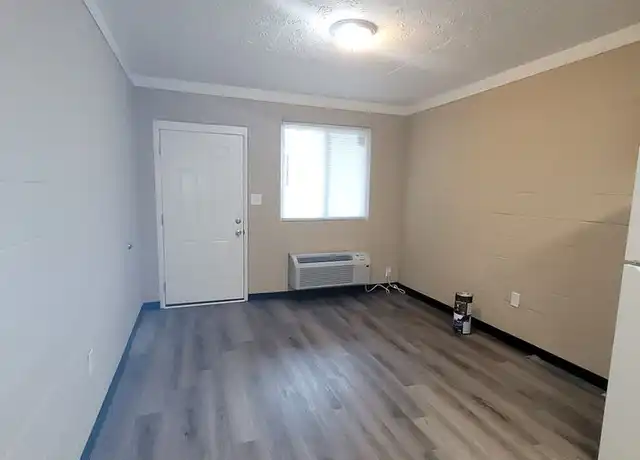 Property at 524 Vine St Apt 10, Athens, GA, 30601, 1 bed, 1 bath, [object Object]