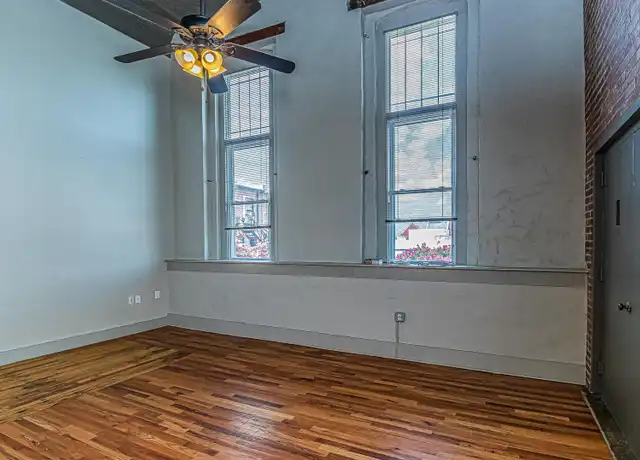Property at 215 Nash St Unit I, Wilson, NC, 27893, 1 bed, 1 bath, [object Object]
