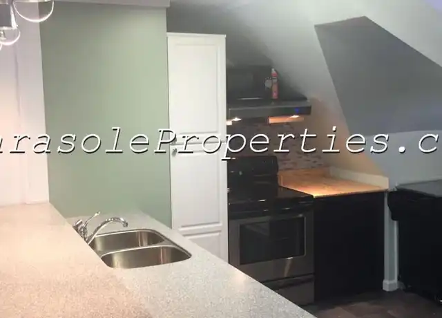 Property at 704 Cooney St Unit D, Dunmore, PA, 18512, 2 beds, 1 bath, [object Object]