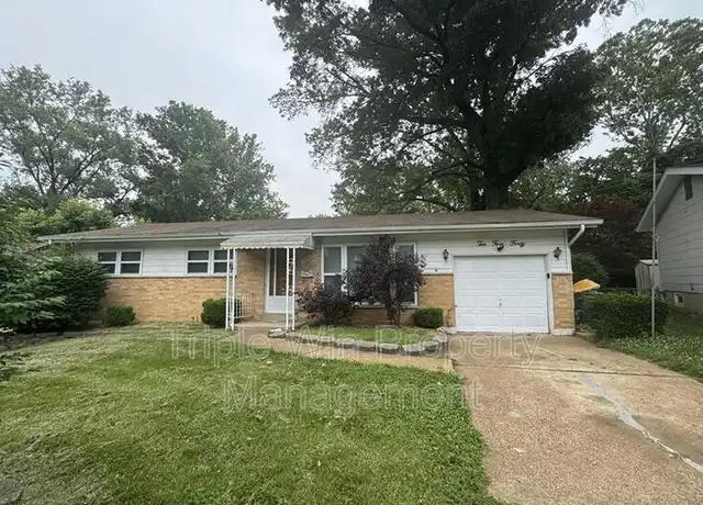 Property at 10440 Gardo Ct, Saint Louis, MO, 63137, 3 beds, 1.5 baths, [object Object]