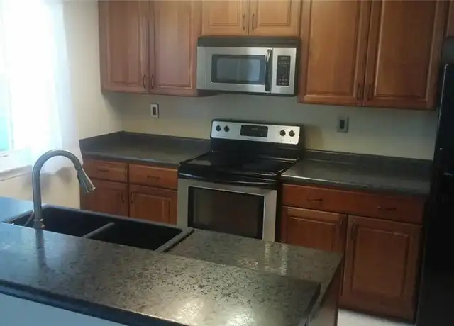 Property at 208 Henwick Ct, Chesapeake, VA, 23320, 2 beds, 2.5 baths, [object Object]