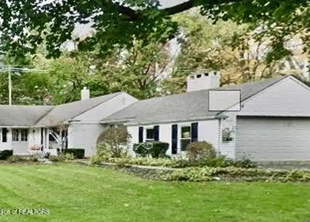 Property at 6160 Worlington Rd, Bloomfield Hills, MI, 48301, 4 beds, 1.5 baths, [object Object]
