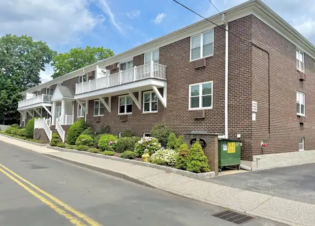 Property at 17 Broadway Unit 2K, Harrison, NY, 10528, 1 bed, 1 bath, [object Object]