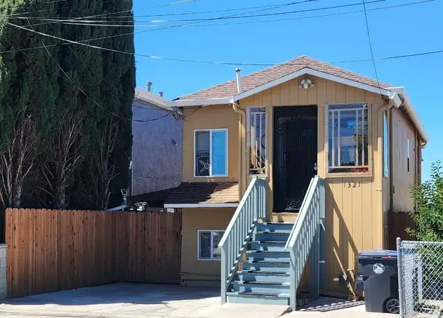 Property at 1321 145th Ave Unit B, San Leandro, CA, 94578, 2 beds, 2 baths, [object Object]