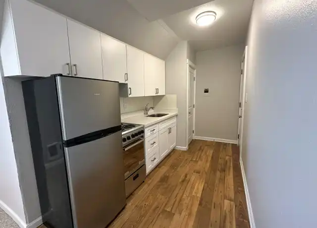 Property at 2317 Grand Ave Unit 4, Everett, WA, 98201, 1 bed, 1 bath, [object Object]