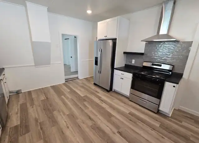 Property at 540 Dunkirk Ave Unit 2, Stoughton, WI, 53589, 4 beds, 1.5 baths, [object Object]
