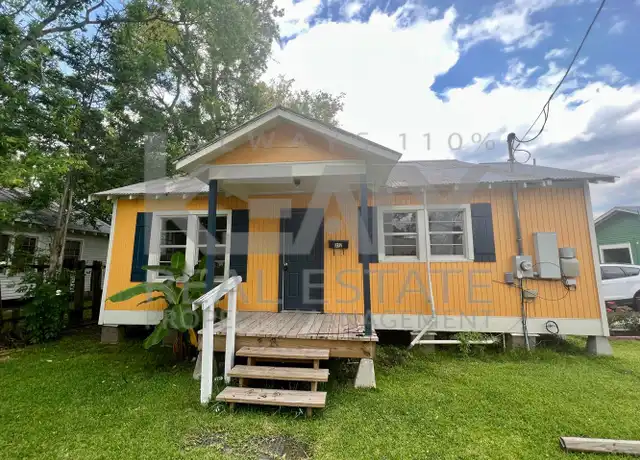 Property at 327 Stewart St, Lafayette, LA, 70501, 2 beds, 1 bath, [object Object]