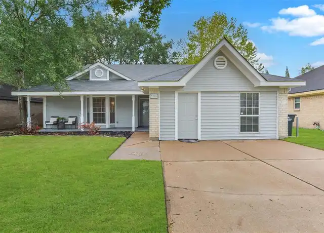 Property at 5701 Village Arbour Dr, Katy, TX, 77493, 3 beds, 2 baths, [object Object]