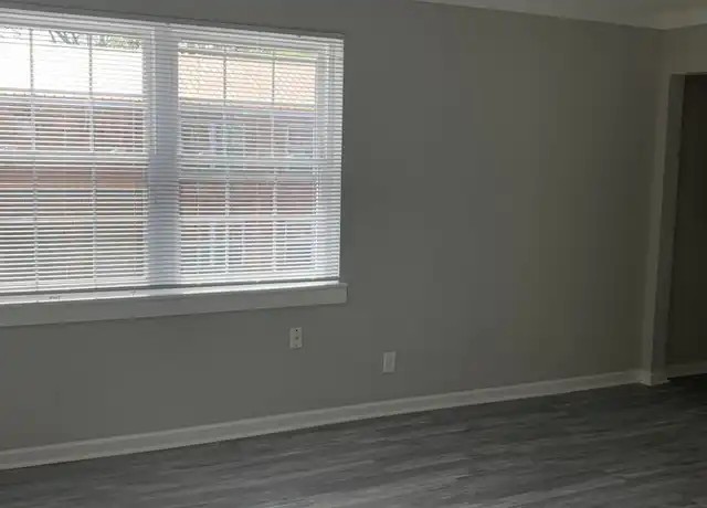 Property at 846 Chestnut St #7, Gadsden, AL, 35901, 2 beds, 1 bath, [object Object]