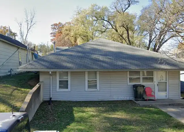 Property at 1212 Kingman St, Leavenworth, KS, 66048, 3 beds, 1 bath, [object Object]