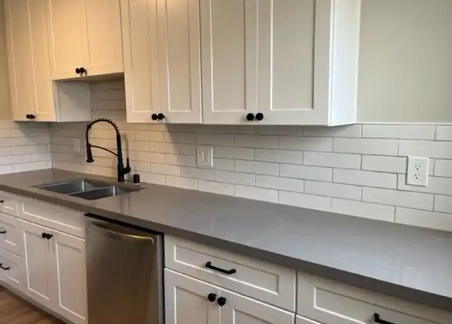 Property at 1985 Pleasant Valley Ave Unit 25, Oakland, CA, 94611, 2 beds, 1 bath, [object Object]