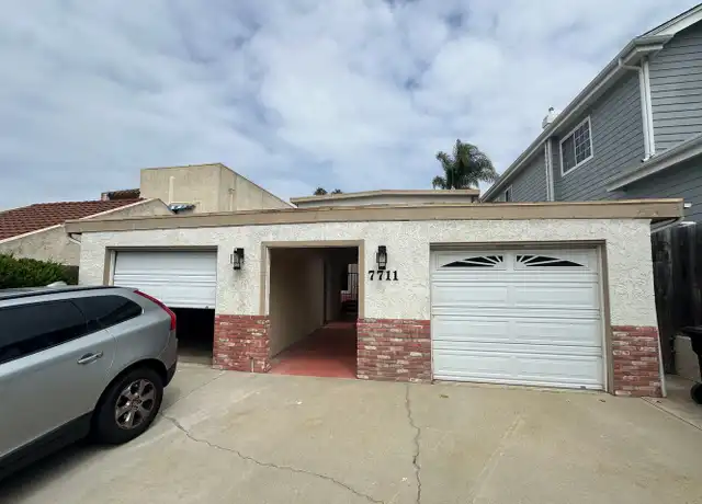Property at 7711 W 82nd St, Playa del Rey, CA, 90293, 3 beds, 3 baths, [object Object]
