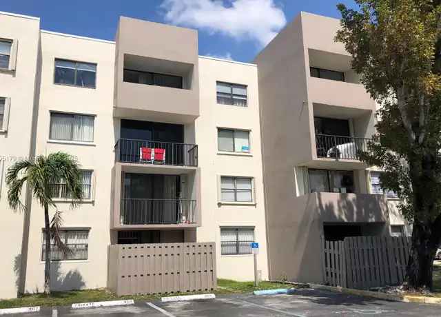 Property at 8006 SW 149th Ave Unit D401, Miami, FL, 33193, 2 beds, 2 baths, [object Object]