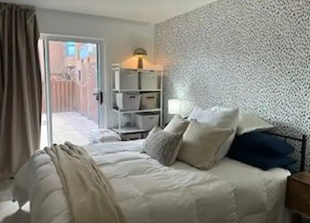 Property at 304 Franklin Ct #304, Edgewater, NJ, 07020, 1 bed, 1 bath, [object Object]