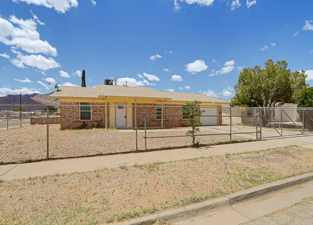 Property at 10401 Centaur Dr, El Paso, TX, 79924, 3 beds, 2 baths, [object Object]