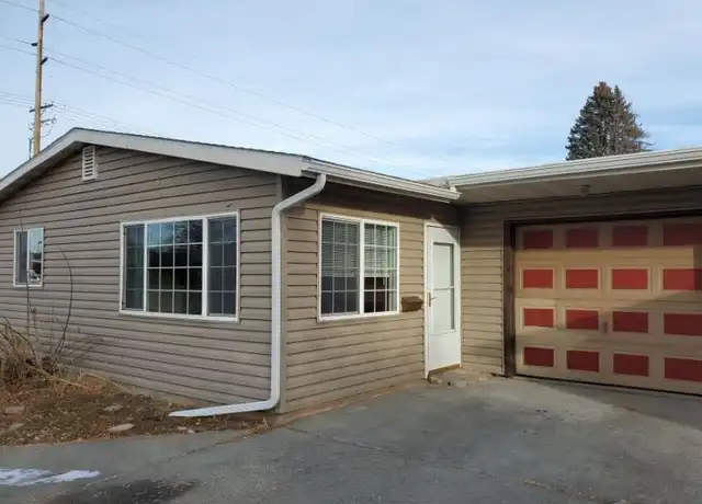 Property at 2040 Central Ave, Billings, MT, 59102, 2 beds, 1 bath, [object Object]