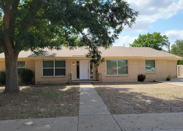 Property at 3208 Futura Dr, Roswell, NM, 88201, 4 beds, 3 baths, [object Object]