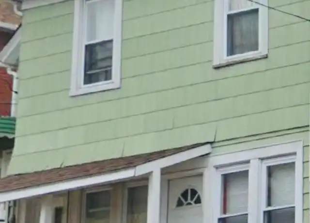 Property at 22 Ford St Unit 2, Glen Cove, NY, 11542, 2 beds, 1 bath, [object Object]