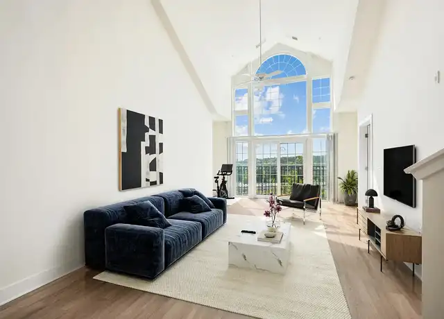 Property at Bell Arlington Ridge - 2400 24th Rd S, Arlington, VA, 22206, 1 bed, 1 bath, [object Object]