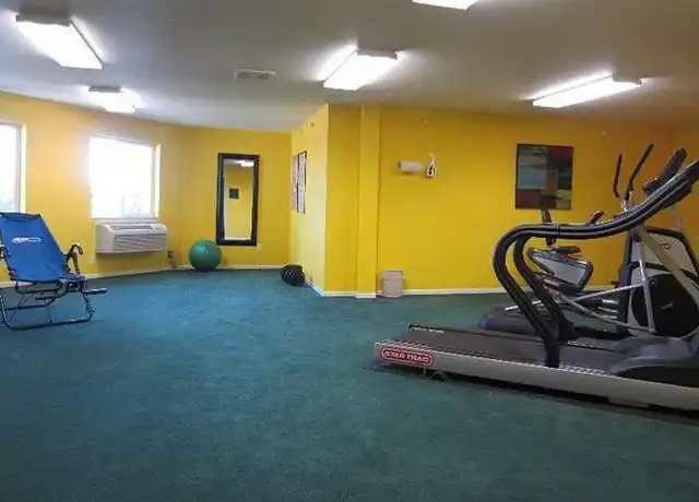 Property at Eagle Pointe - 2550 Voyageur Pkwy, Hastings, MN, 55033, 1 bed, 1 bath, [object Object]