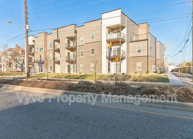 Property at 1601 E Main St Unit 307, New Albany, IN, 47150, 1 bed, 1 bath, [object Object]