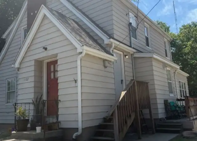 Property at 1101 Pekin Ave, Creve Coeur, IL, 61610, 1 bed, 1 bath, [object Object]