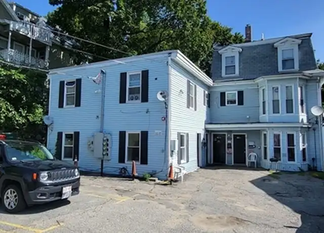 Property at 130 Mount Washington St Unit 2, Lowell, MA, 01854, 5 beds, 2 baths, [object Object]