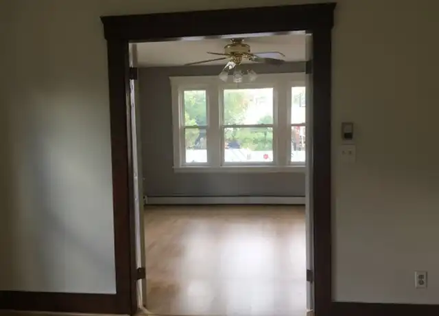 Property at 4 Farese Rd Unit 3, Milford, MA, 01757, 3 beds, 1 bath, [object Object]
