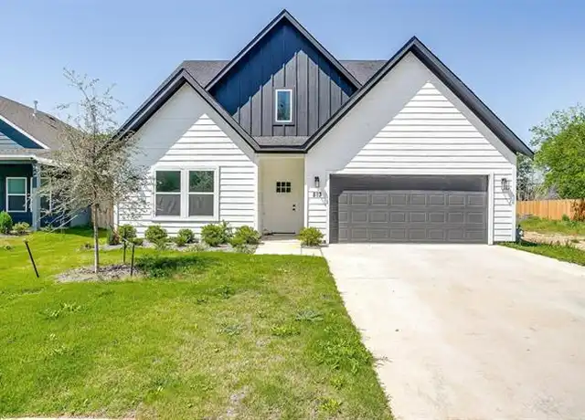 Property at 813 Stamps Ave, Fort Worth, TX, 76114, 4 beds, 3 baths, [object Object]