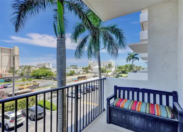 Property at 1201 S Ocean Dr Unit 320N, Hollywood, FL, 33019, 1 bed, 1 bath, [object Object]