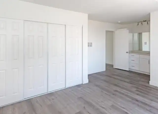 Property at 6300 Lankershim Blvd, North Hollywood, CA, 91606, 1 bed, 1 bath, [object Object]