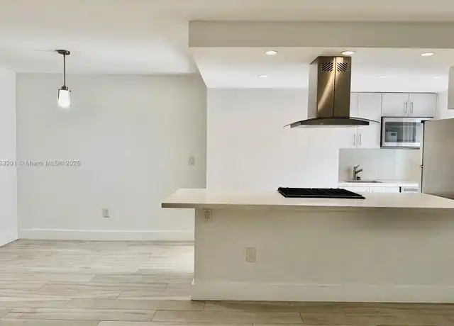 Property at 1698 Jefferson Ave #28, Miami Beach, FL, 33139, 1 bed, 1 bath, [object Object]