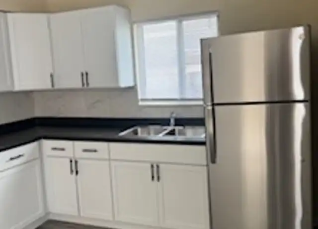 Property at 3575 Evergreen Ave Unit 357504, Indianapolis, IN, 46205, 1 bed, 1 bath, [object Object]